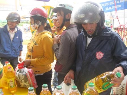 Một điểm bán hàng tại chợ Ea Bar