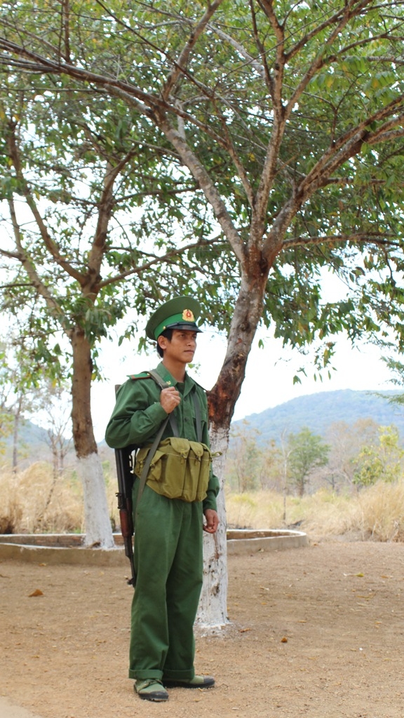 Vững tay súng nơi biên cương