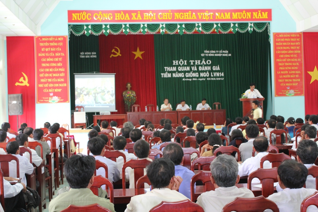 Quang cảnh Hội thảo