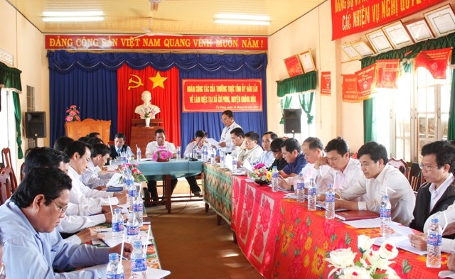 Quang cảnh buổi làm việc