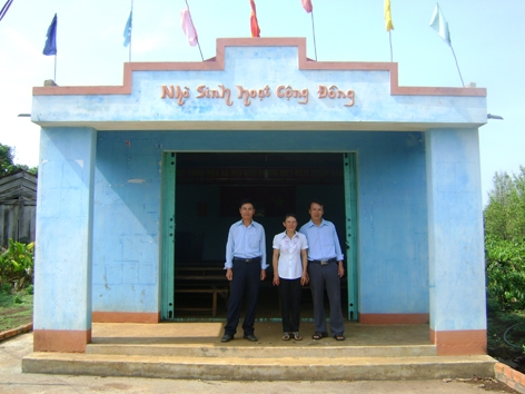 Nhà sinh hoạt cộng đồng thôn 7 được xây dựng trên  mảnh đất do chị Nguyễn Thị  Hương hiến tặng. 