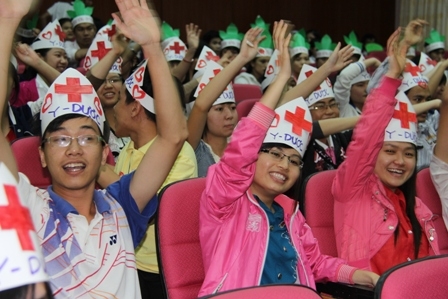 Sự hài hước, dí dỏm của các đội đã nhận được sự cổ vũ nhiệt tình của các cổ động viên