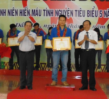 Trần Lâm Thành, đoàn viên Đoàn cơ sở Đài Phát thanh - Truyền hình tỉnh 