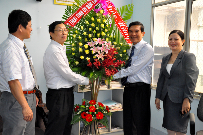 Chúc mừng Thông tấn xã Việt Nam, Phân xã Dak Lak