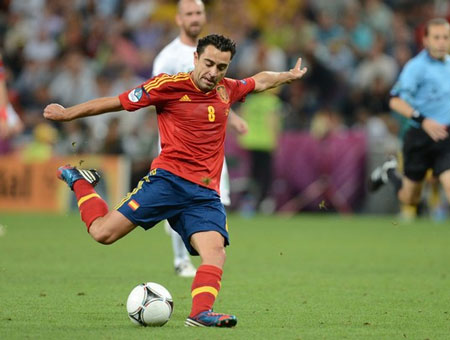 Dù chưa thể hiện được phong độ tốt nhất của mình nhưng Xavi cũng đã góp phần không nhỏ vào lối chơi chung của 