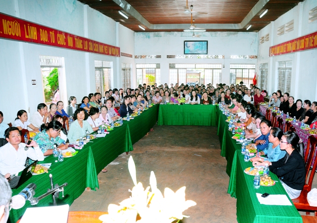 Quang cảnh buổi giao lưu.