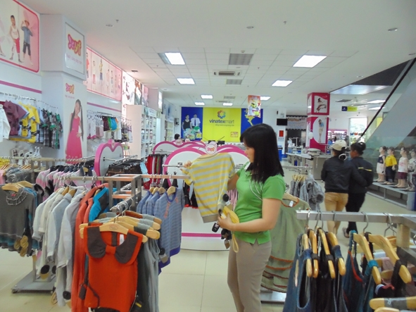 Với thế mạnh ở ngành hàng may mặc, nhãn hàng riêng của Vinatex Buôn Ma Thuột được nhiều người đón nhận.