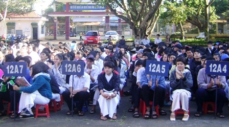 Đông đảo các bạn trẻ về tham gia buổi giao lưu