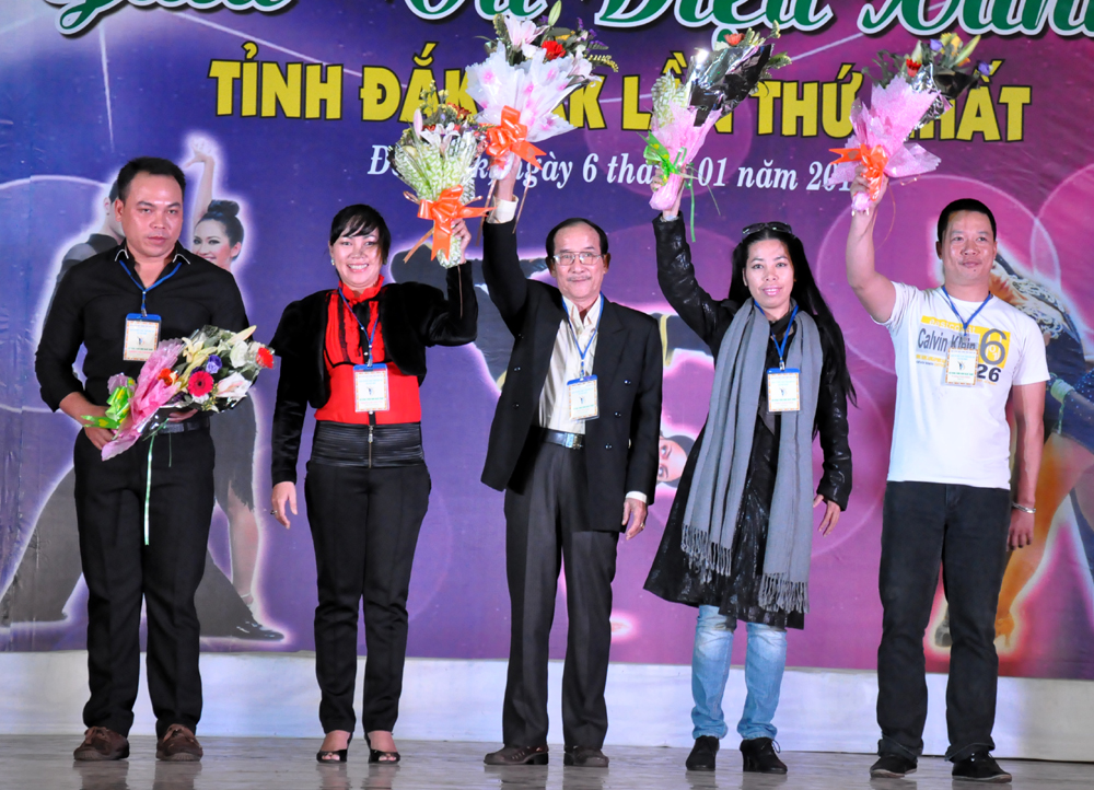 Hội đồng thẩm định nghệ thuật ra mắt Gala
