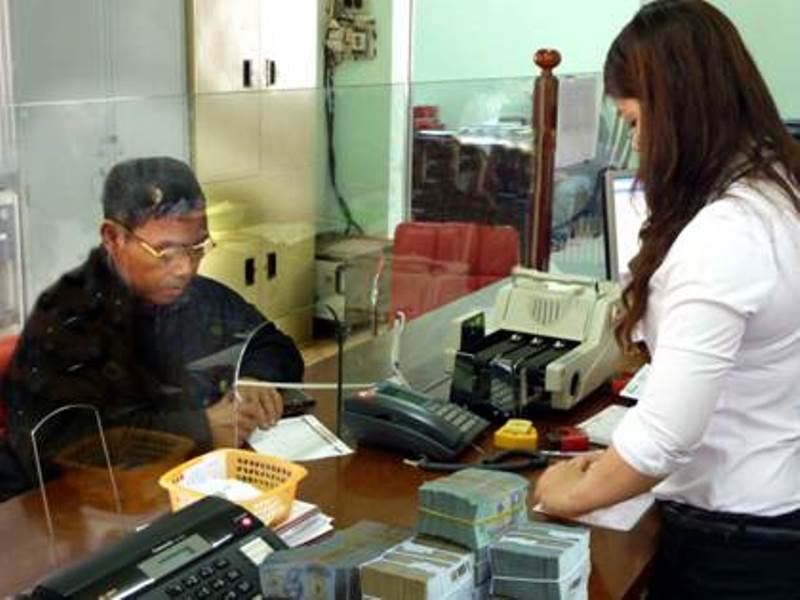 Giải ngân cho vay tại Chi nhánh Ngân hàng NN&PTNT Ea Kpam
