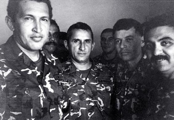 Hugo Chavez trong bức ảnh chụp năm 1992 trong tù sau vụ ám sát hụt Tổng thống Perez