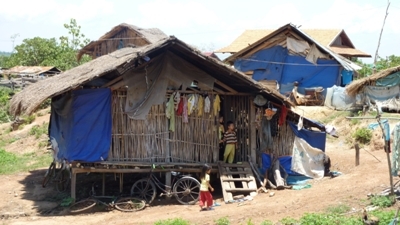 Di dân tự do gây nhiều áp lực đối với địa phương.  Trong ảnh: Một góc thôn 13 xã Cư Kbang, huyện Ea Súp.