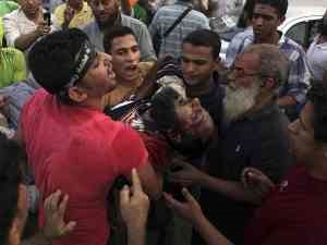 Các vụ đụng độ giữa người biểu tình và cảnh sát Ai Cập làm hàng trăm người chết
