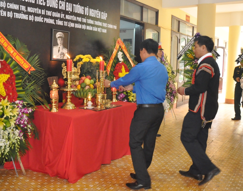 Đại biểu thanh niên các dân tộc thành phố 