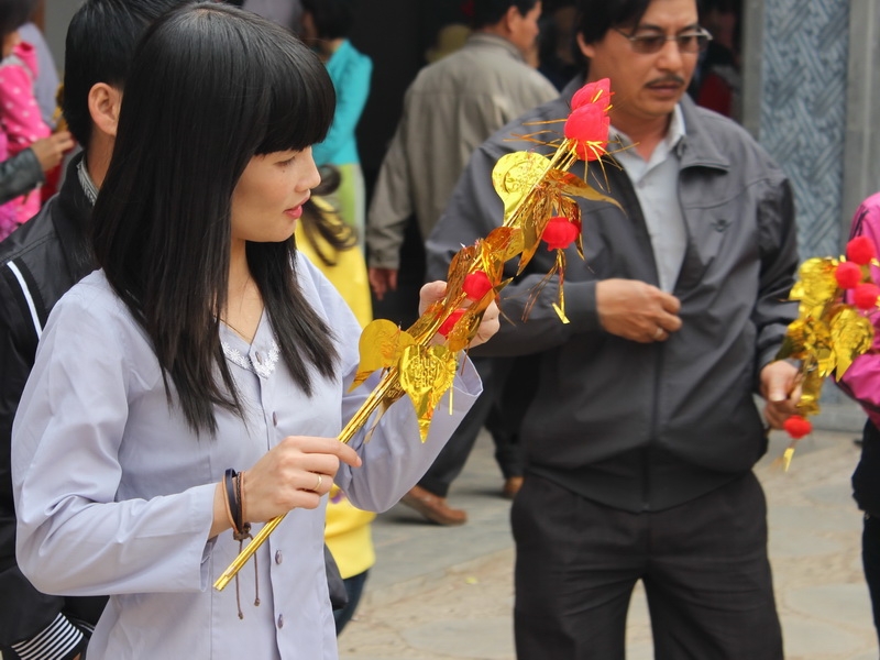 Niềm vui với cành lộc xuân đầu năm