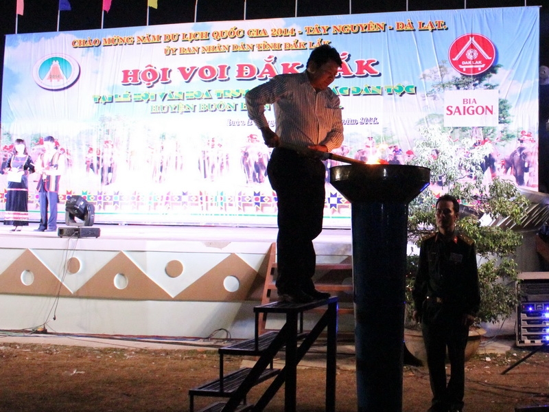 Đồng chí Bí thư Huyện ủy Buôn Đôn
