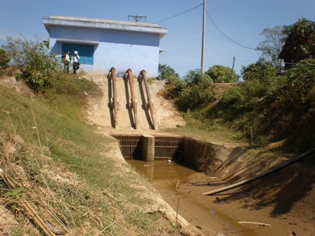 Nhiều công trình thuỷ lợi trên địa bàn tỉnh phải ngưng hoạt động vì không có nước