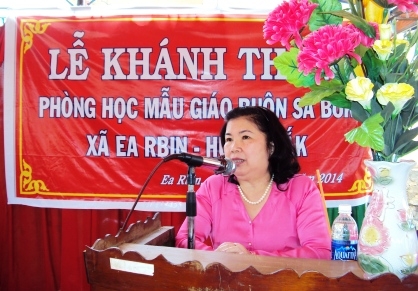 Bà Lê Thị Thu, Nguyên Bộ trưởng Chủ nhiệm Ủy ban dân số-gia đình và trẻ em, Phó Chủ tịch Hội Bảo vệ quyền trẻ em Việt Nam, cơ quan thường trực phía phát phát biểu tại Lễ khánh thành.