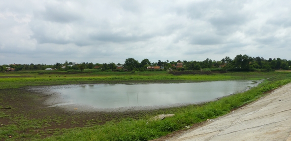 Nhiều hồ nhỏ trên địa bàn tỉnh luôn rơi vào tình trạng cạn nước vào mùa khô.