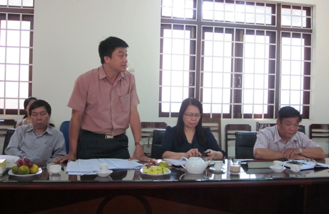 Các sở, ngành phát biểu, đóng góp ý kiến.
