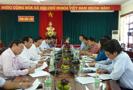 Quang cảnh buổi làm việc