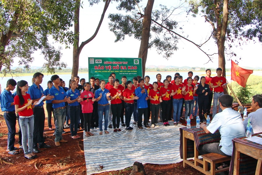 Rất đông các bạn sinh viên đã hào hứng tham gia chương trình