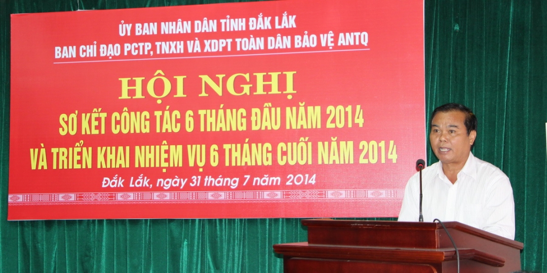 Phó Bí thư Tỉnh ủy Ê Ban Y Phu phát biểu chỉ đạo Hội nghị