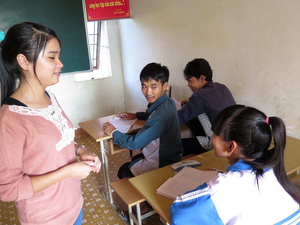 Các bạn sinh viên luôn cố gắng tạo cho các em tính chủ động khi học tập
