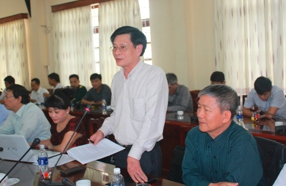 Ông Nguyễn Quốc huy, Phó Giám đốc Đài phát thanh truyền hình Dak Lak phát biểu ý kiến tại buổi Giao ban báo chí