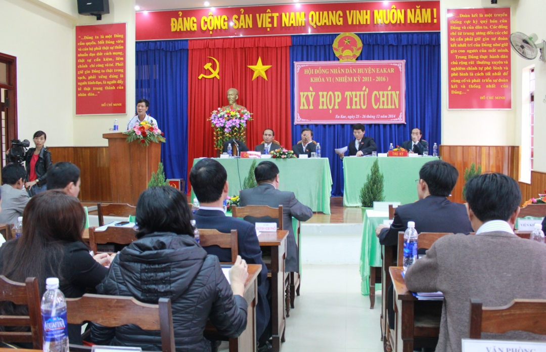Toàn cảnh kỳ họp