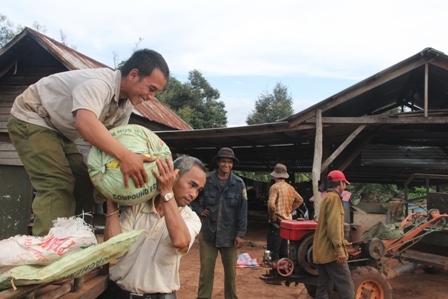 Nhờ các chính sách đầu tư của Nhà nước, đời sống nhiều hộ dân tộc thiểu số trên địa bàn tỉnh