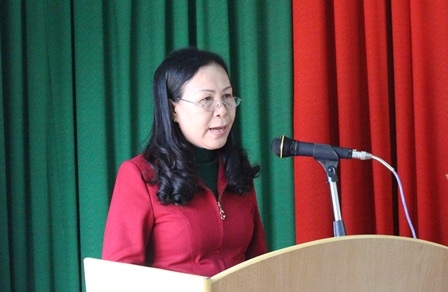 Chủ tịch Hội LHPN tỉnh Nguyễn Thị Kim Thoa phát biểu tại Hội nghị