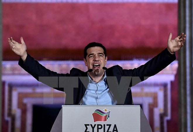 Lãnh đạo đảng Syriza Alexis Tsipras tại Athens sau khi kết quả tổng tuyển cử được công bố. (Ảnh: AFP/TTXVN)