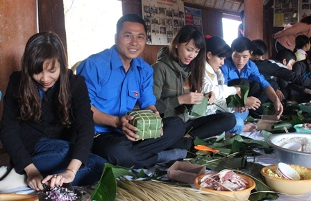 Niễm vui khi cặp bánh đầu tiên hoàn thành