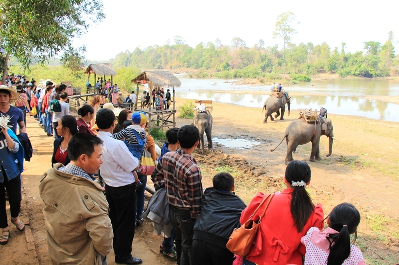 Những ngày Tết, du khách tìm về Trung tâm Du lịch Buôn Đôn 