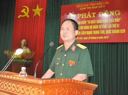 Đại tá Phạm Anh Tú, Phó Chỉ huy trưởng Bộ Chỉ huy Quân sự tỉnh phát biểu chỉ đạo tại Lễ phát động.