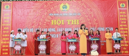 hùng biện.JPG