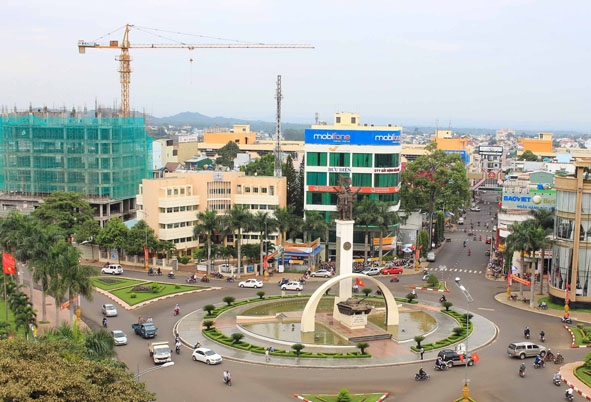 Ngã sáu trung tâm TP. Buôn Ma Thuột.   Ảnh: Hoàng Gia