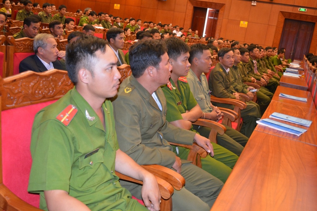 Các đại biểu dự Hội nghị.