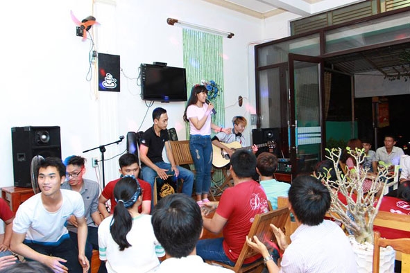 Một buổi sinh hoạt của CLB Duca Buôn Ma Thuột