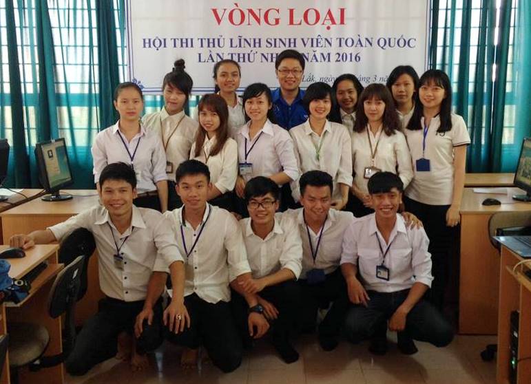 Các thí sinh tham dự vòng sơ loại tại Trường Đại học Tây Nguyên