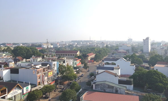Một góc thành phố Buôn Ma Thuột nhìn từ Khách sạn Biệt Điện.
