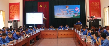 Các đại biểu tham gia Diễn đàn