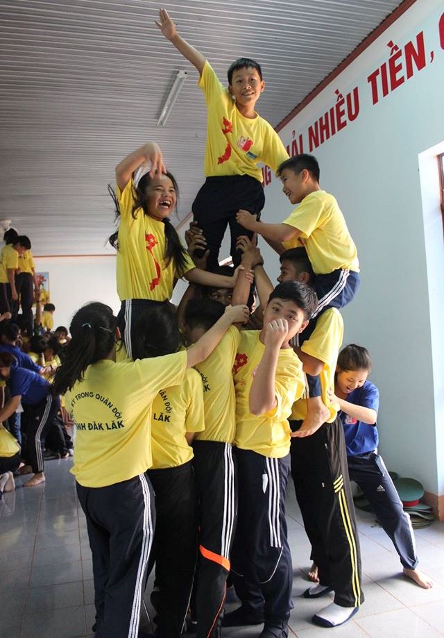phát huy sức mạnh tập thể qua trò chơi team buiding