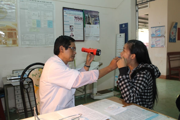 Sự hỗ trợ đầu tư từ tổ chức AP góp phần nâng cao chất lượng công tác khám chữa bệnh, chăm sóc sức khỏe cho người dân ở Trạm Y tế phường An Lạc (thị xã Buôn Hồ).