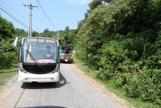 xe điện phương tiện di chuyển trên đảo thâm thiện với môi trường