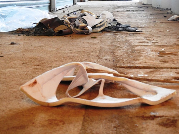 Tình trạng bỏ hoang, mất vệ sinh ở khu chợ B huyện Krông Năng.
