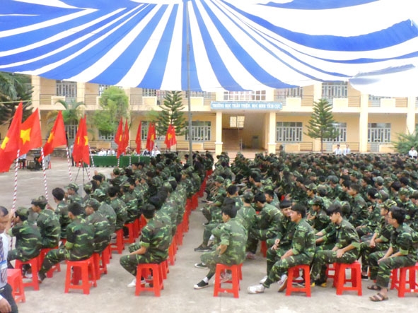 Quang cảnh lễ khai giảng năm học mới 2016-2017 của Trường PTDTNT Tây Nguyên. Ảnh: CTV