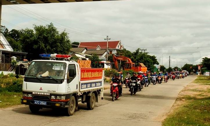 Diễu hành tuyên truyền tại các tuyến đường trên địa bàn