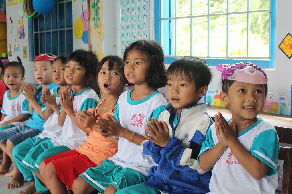 giao lưu văn nghệ
